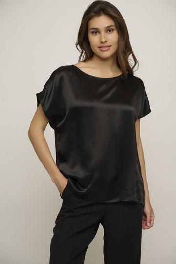 Black Taavi top