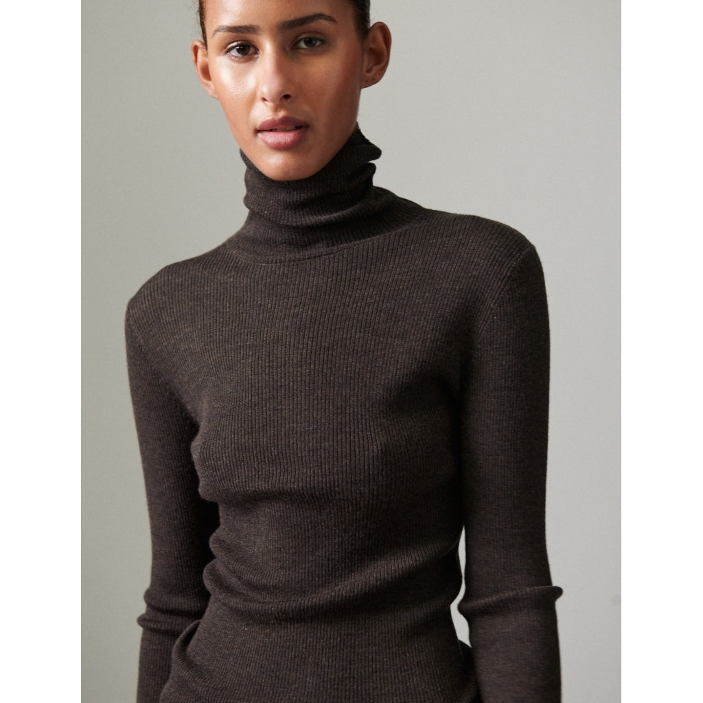 Sierra Merino Expresso Ribbed Polo Neck