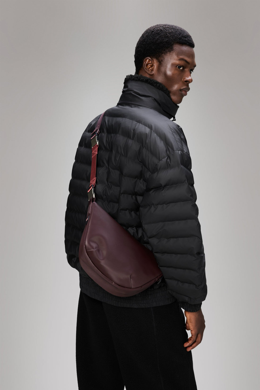 Valera Shoulder Bag in Depth
