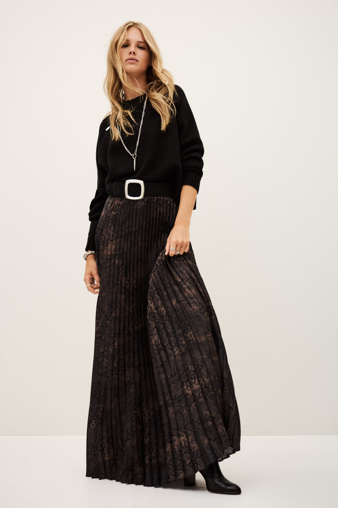 Howie Snake Printed Skirt