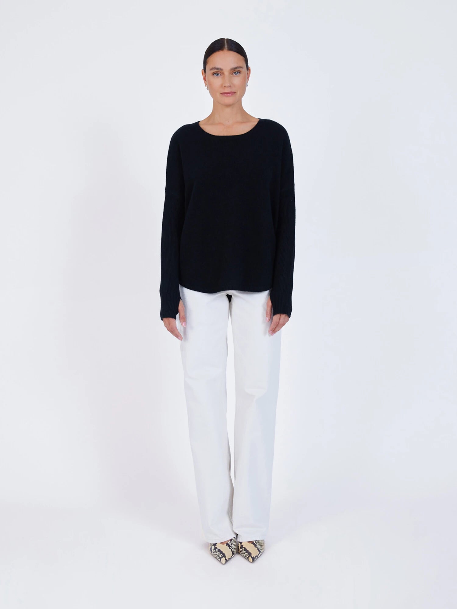 Arya Black Cashmere Round Neck Poncho Jumper