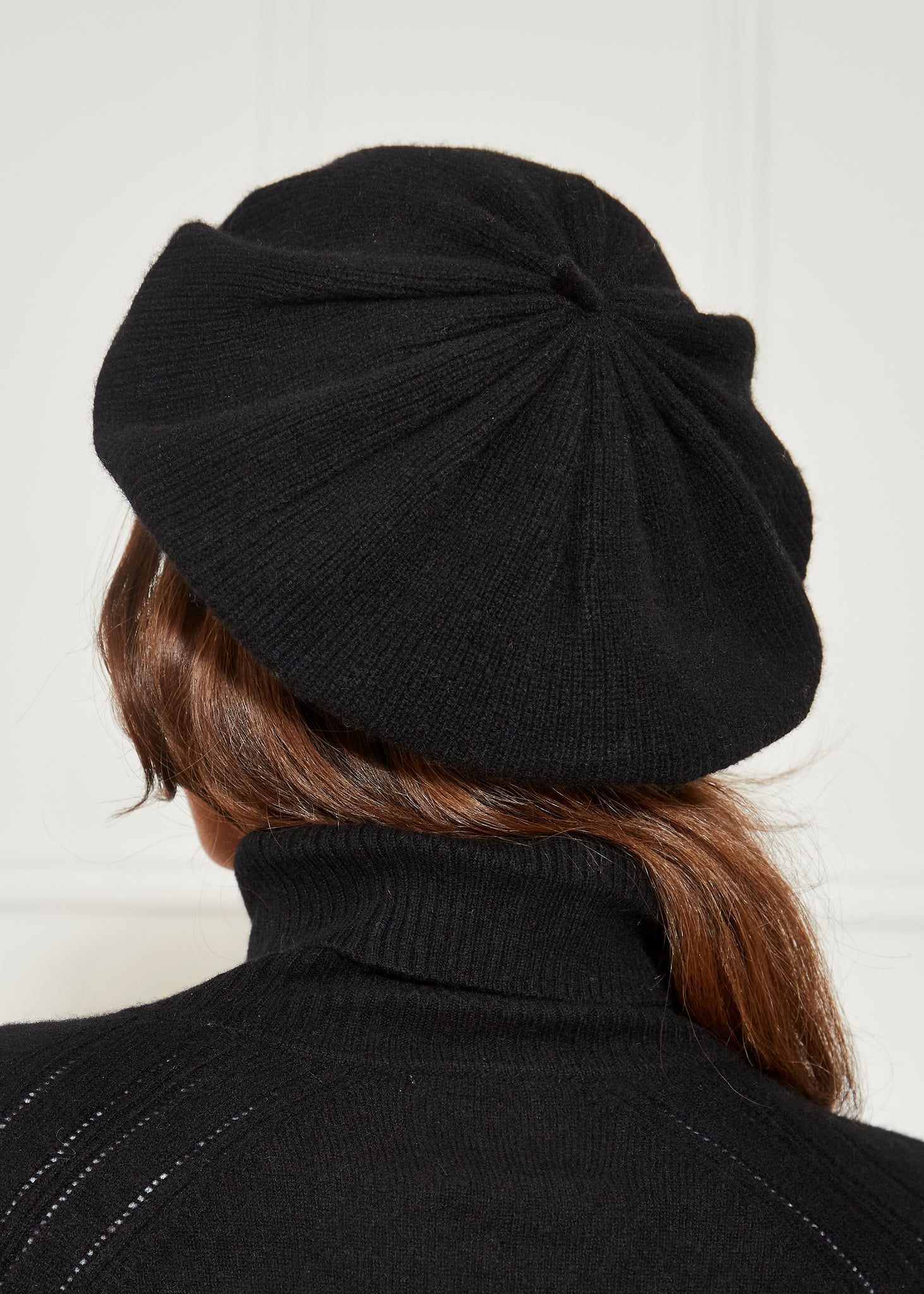 Black Lizzy Beret Cashmere Hat
