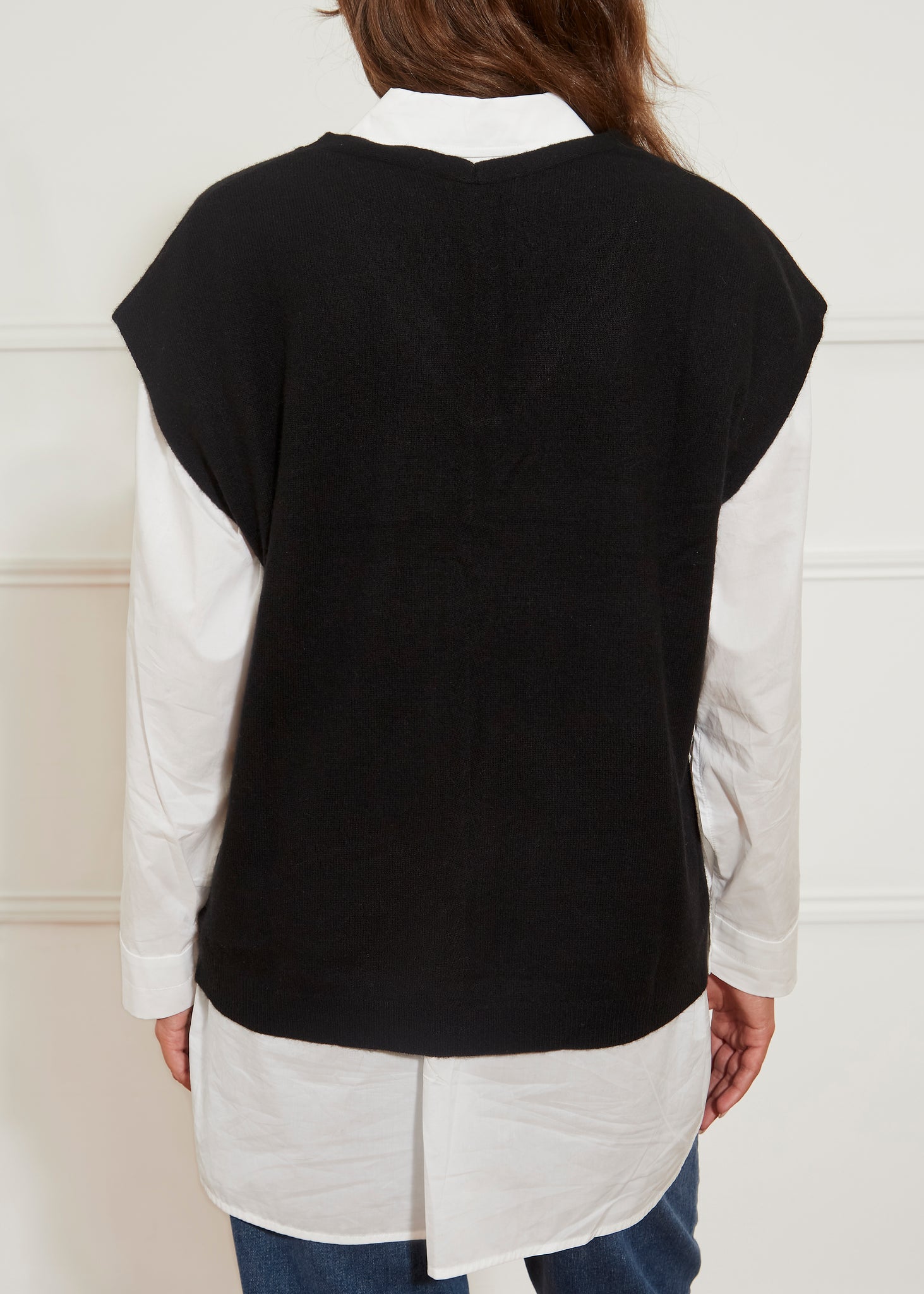 Bowie V Neck Black Cashmere Vest