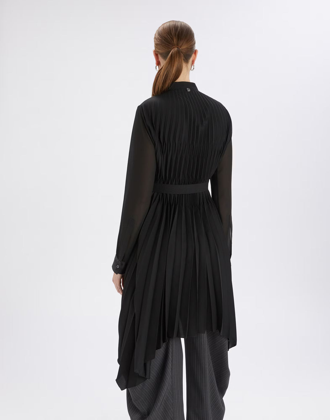 Sonnet Black satin shirt with pleated back