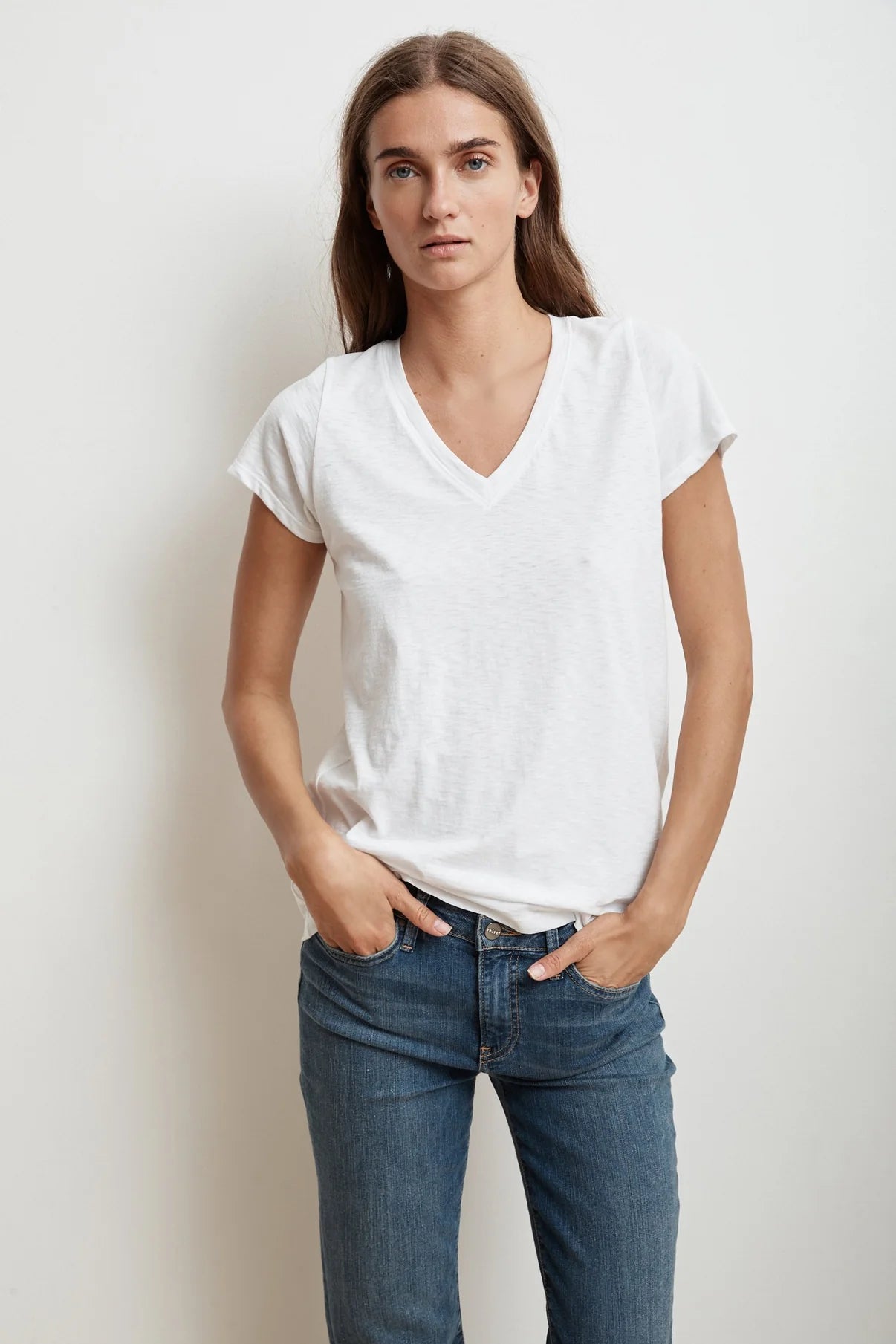 'Jill' V Neck White Short Sleeve Tee