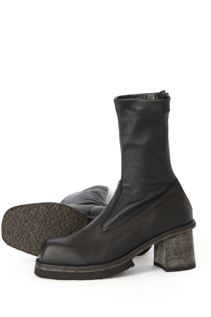 Stretch Leather Heeled Boot