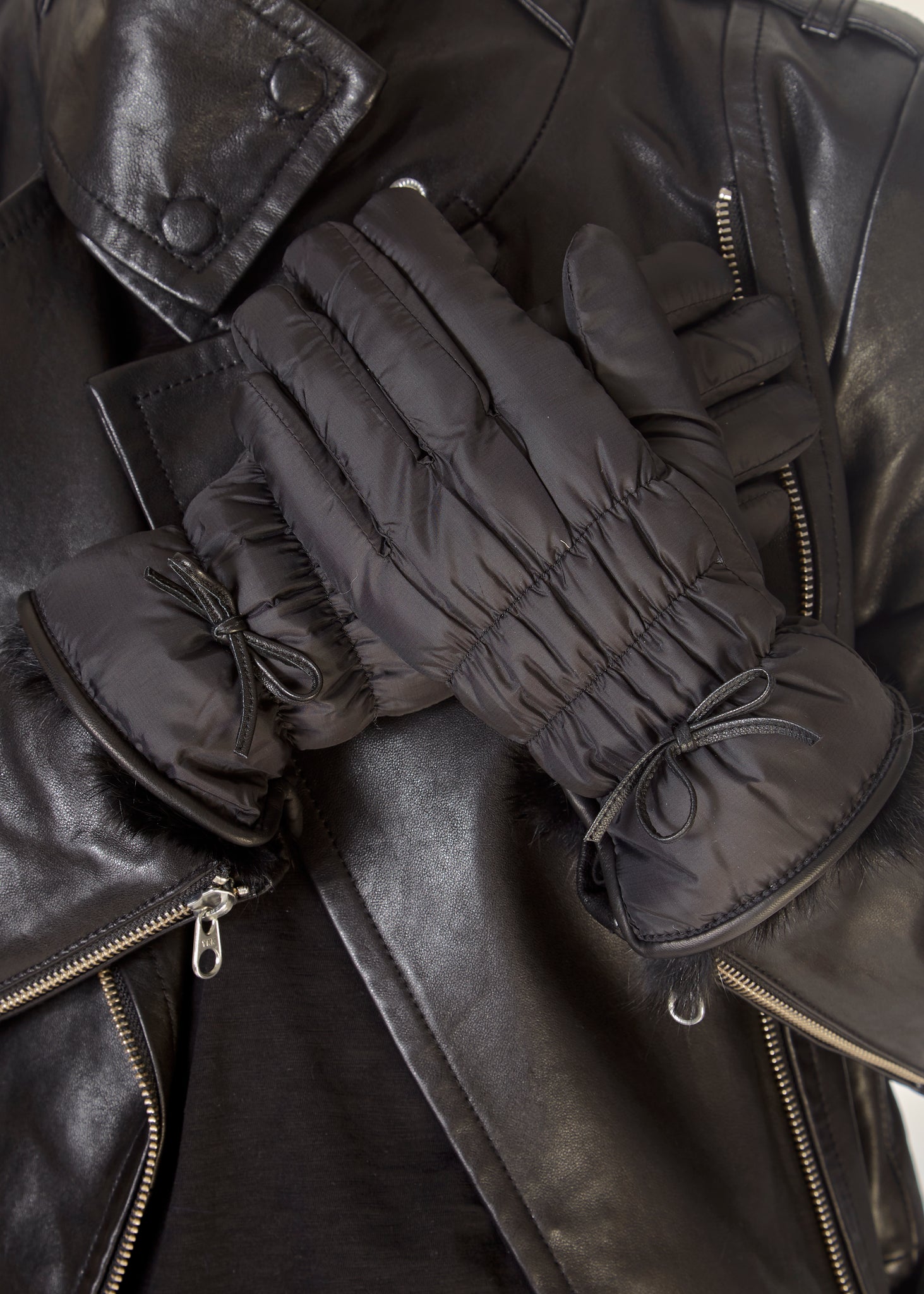 Black Waterproof Gloves - Jessimara