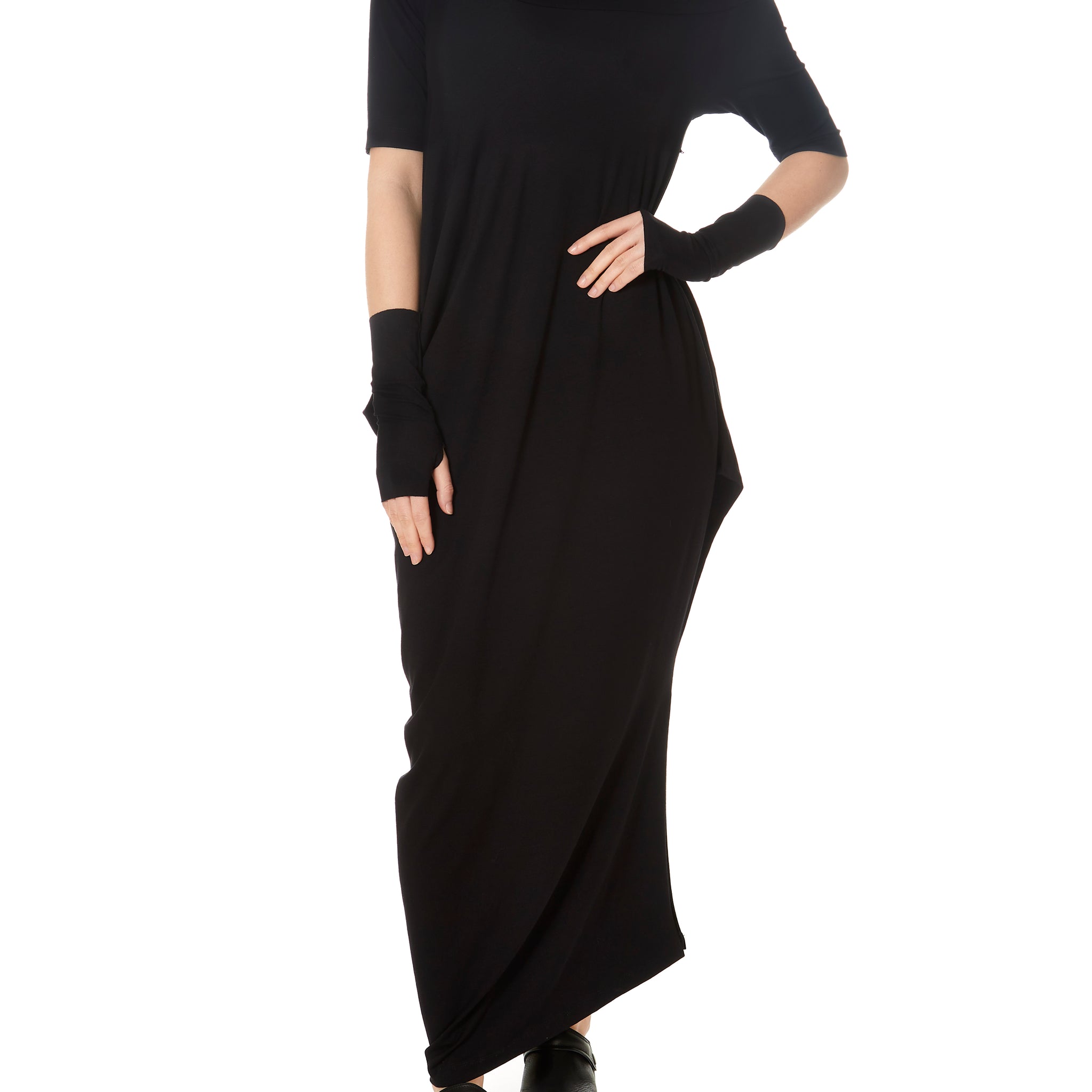 Zubo Asymetric Black Maxi Dress